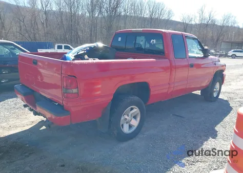 1999 Dodge Ram 1500 St из США, поврежденный, VIN 3B7HF13Z8XM552273